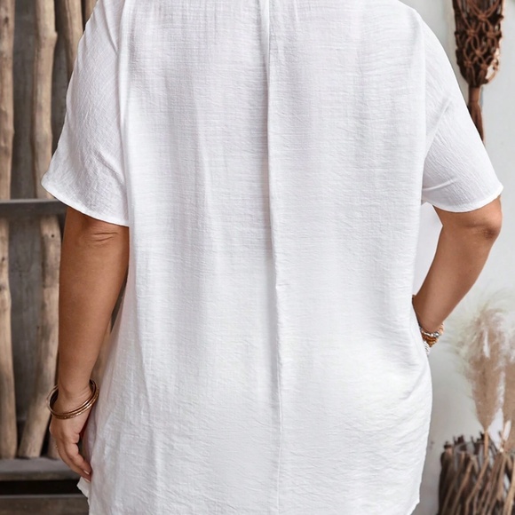 NWOT EMERY ROSE V-Neck Button Summer Blouse White 2X Layered Wrap Asymmetrical - Picture 2 of 9